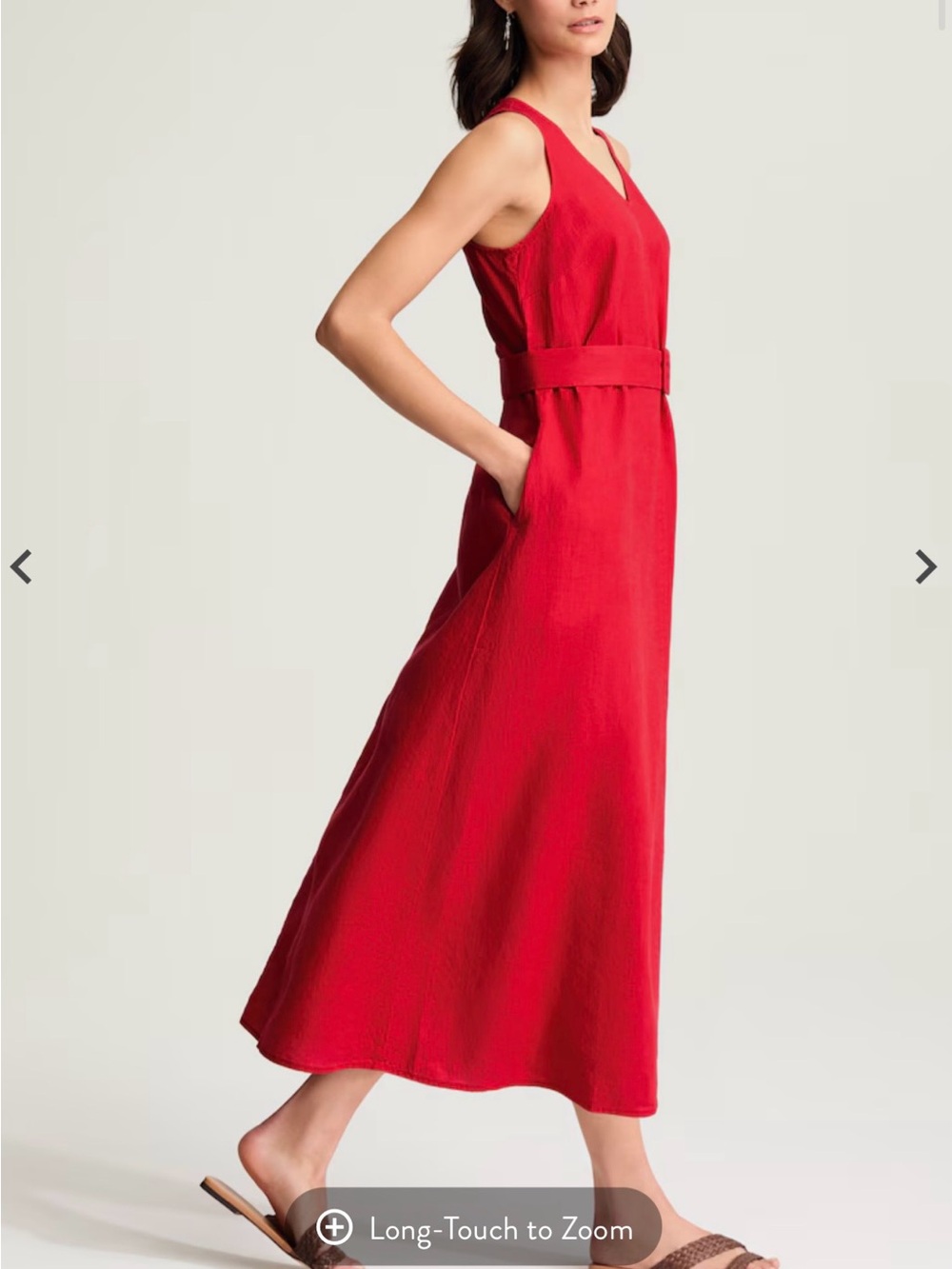 Sleeveless Red V-Neck Waist-Belt Maxi Dress